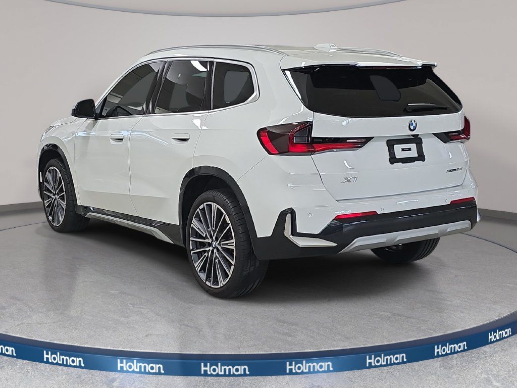 Certified 2024 BMW X1 xDrive28i w/ Premium Package AWD/4WD image 8