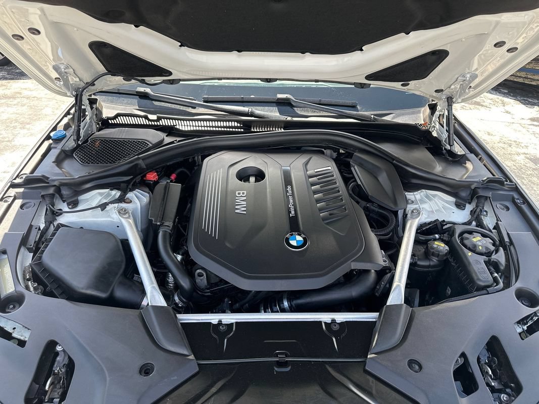 Used 2019 BMW 540i xDrive w/ M Sport Package AWD/4WD image 9