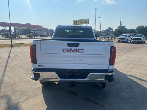 New 2025 GMC Sierra 2500 SLT w/ SLT Premium Package image 5