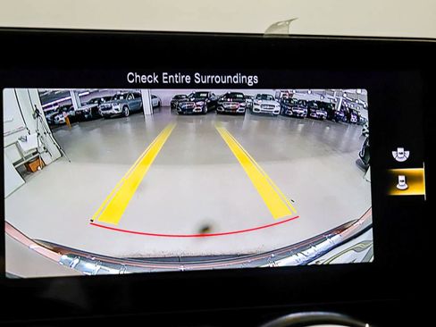 Certified 2023 Mercedes-Benz GLA 35 AMG 4MATIC image 25