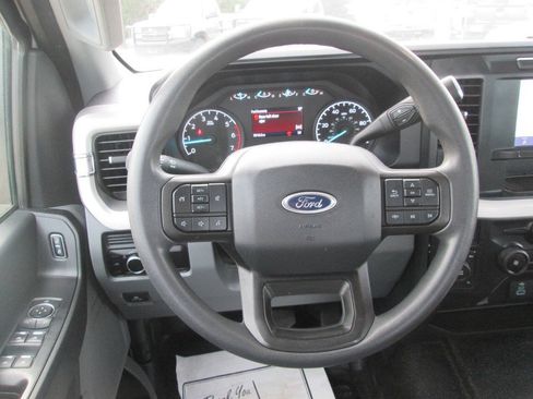 Used 2023 Ford F250 XL w/ FX4 Off-Road Package AWD/4WD image 19