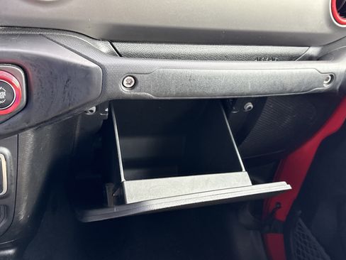 Used 2020 Jeep Gladiator Sport w/ Quick Order Package 24S image 23