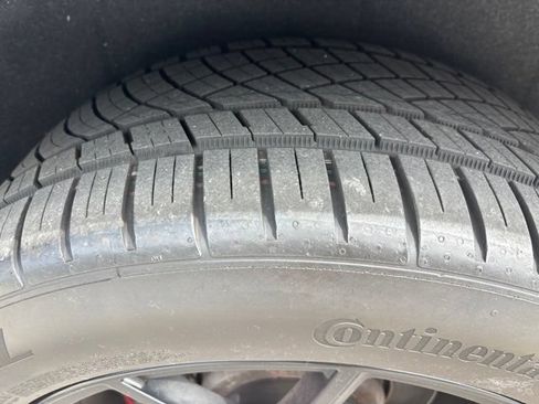 Used 2018 Jeep Grand Cherokee SRT w/ Trailer Tow Group IV AWD/4WD image 13