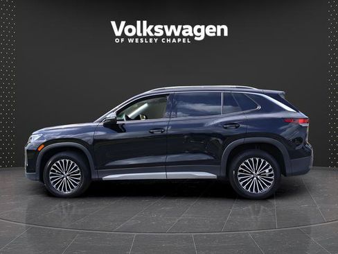 Certified 2025 Volkswagen Tiguan S w/ 18" Wheel Package AWD/4WD image 5