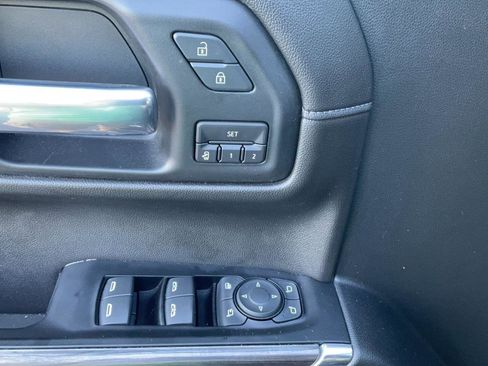 Used 2019 Chevrolet Silverado 1500 LTZ image 18