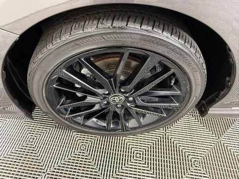 Used 2022 Toyota Camry XSE image 13