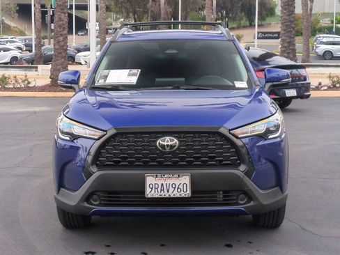 Used 2024 Toyota Corolla Cross LE FWD image 2