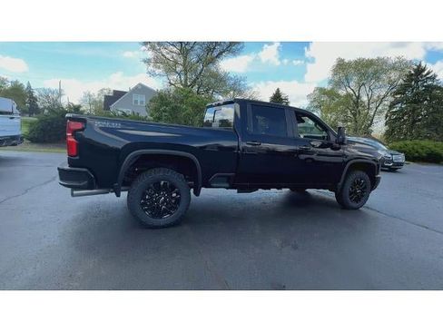 New 2026 Chevrolet Silverado 2500 LT w/ Trail Boss Package AWD/4WD image 8