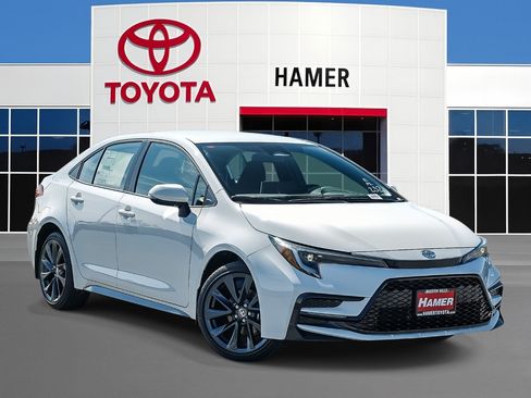 New 2026 Toyota Corolla SE FWD image 1