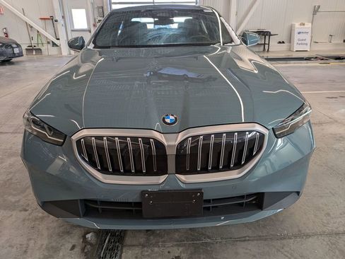Certified 2025 BMW 530i xDrive w/ Premium Package image 8