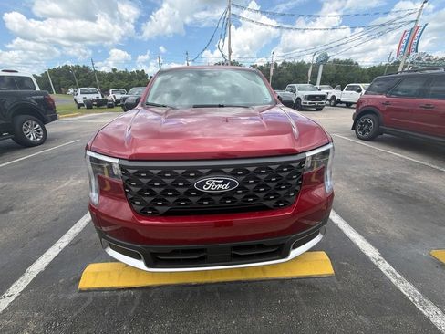 Used 2025 Ford Maverick Lariat w/ 4K Tow Package AWD/4WD image 7