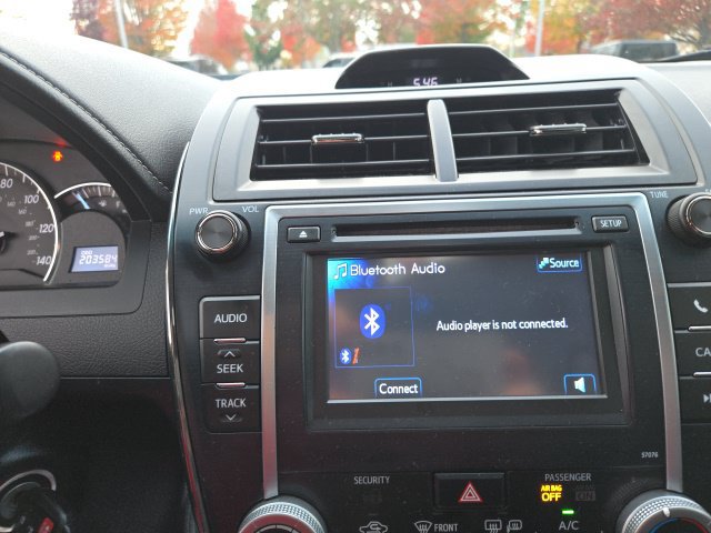 Used 2013 Toyota Camry SE FWD image 8