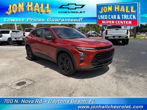 Used 2024 Chevrolet Trax ACTIV w/ Driver Confidence Package FWD image 1