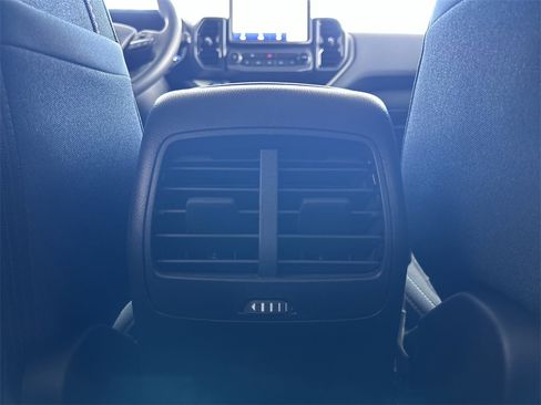 Used 2024 Ford Bronco Sport Heritage w/ Heritage Convenience Package image 36