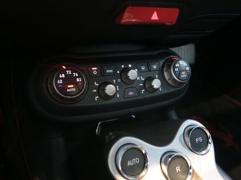 Used 2013 Ferrari California RWD image 19