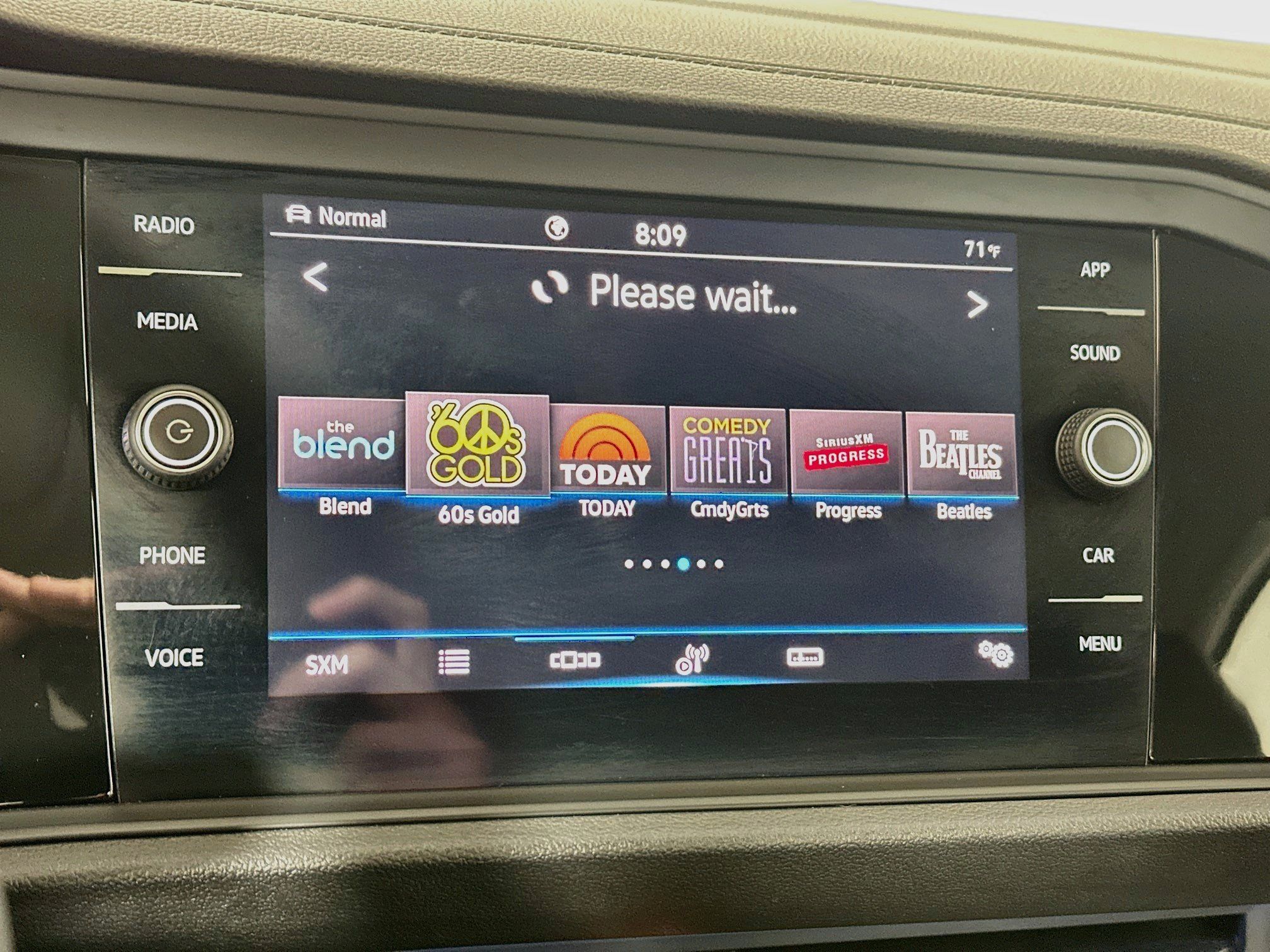 Used 2021 Volkswagen Jetta SEL FWD image 14