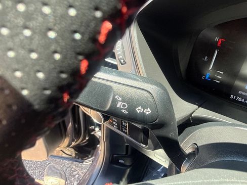 Used 2024 Ford Escape ST-Line FWD image 19