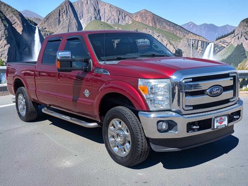 Used 2016 Ford F250 Lariat w/ Lariat Ultimate Package AWD/4WD image 8