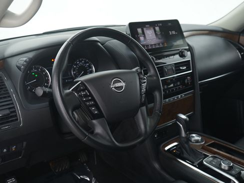 Used 2024 Nissan Armada SL image 25