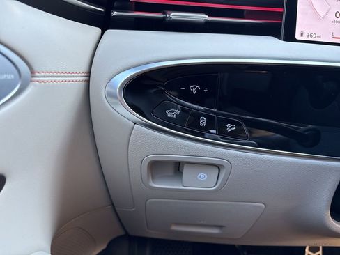 New 2026 Genesis GV70 3.5T Sport Prestige AWD/4WD image 22