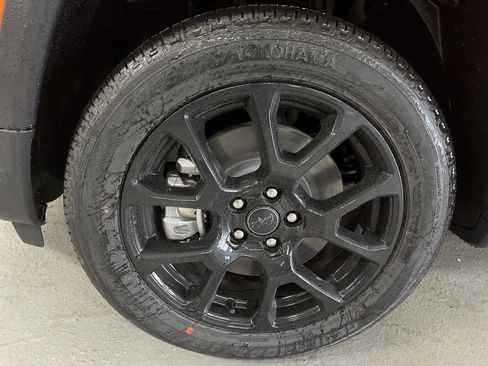 New 2026 Jeep Compass Latitude image 5