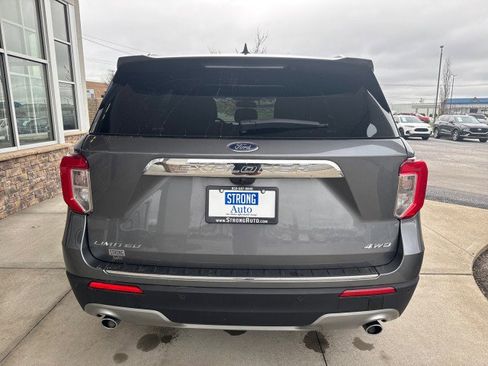 Used 2023 Ford Explorer Limited image 4