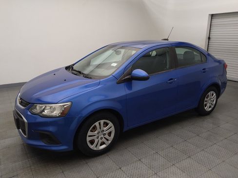Used 2017 Chevrolet Sonic LS FWD image 2