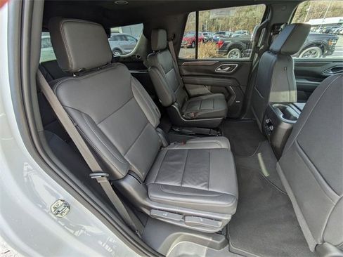 Used 2022 Chevrolet Tahoe LT w/ Luxury Package image 22