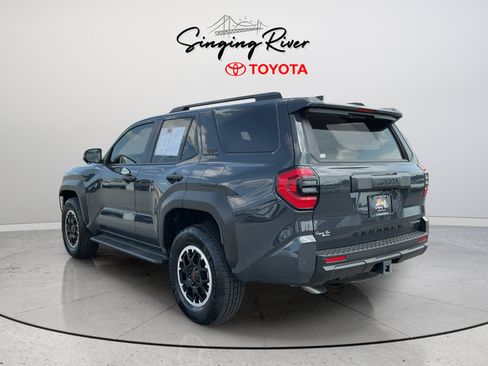 Used 2026 Toyota 4Runner TRD Off-Road Premium AWD/4WD image 5