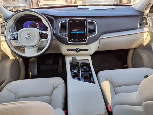 Used 2024 Volvo XC90 B5 Core w/ Protection Package Premier image 18