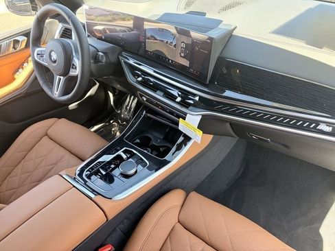 New 2026 BMW X5 M60i w/ Climate Comfort Package AWD/4WD image 12