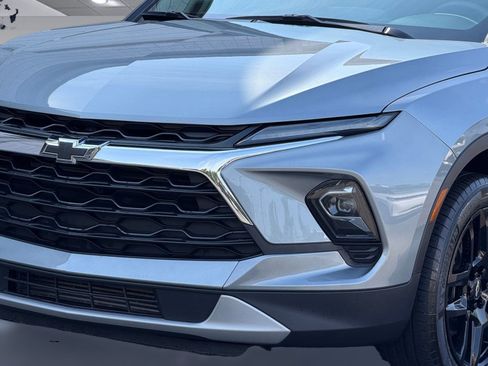 Used 2024 Chevrolet Blazer LT w/ Convenience Package FWD image 12