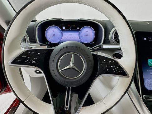 Used 2026 Mercedes-Benz Maybach SL 680 image 12