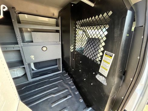 Used 2013 Ford Transit Connect XLT image 16