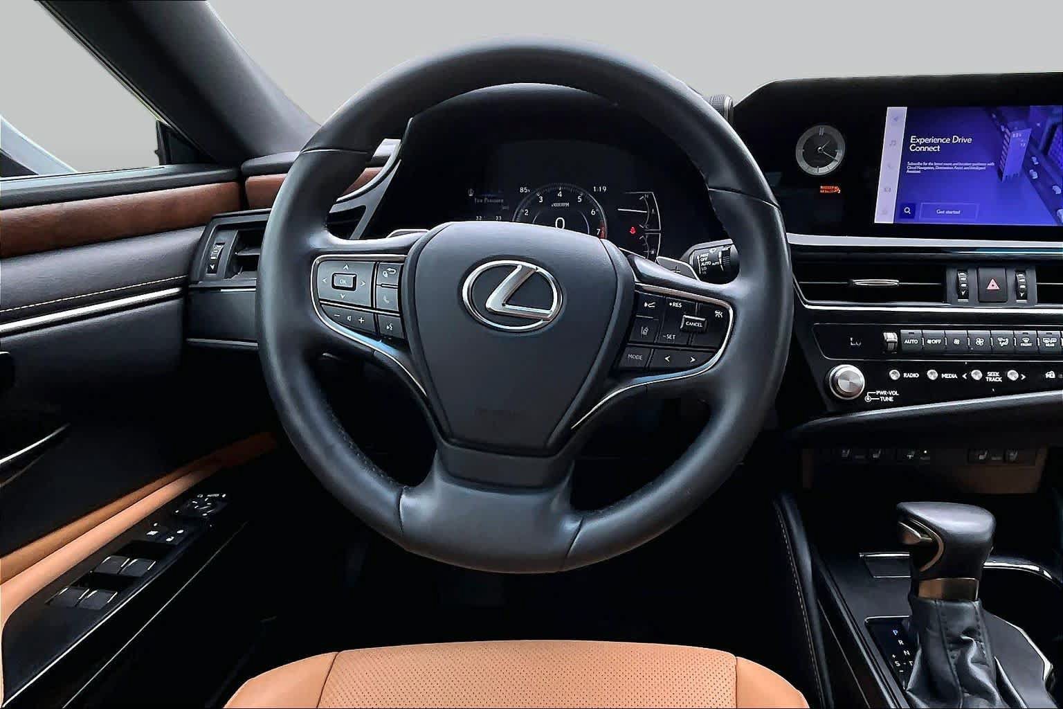 Used 2025 Lexus ES 350 w/ Premium Package FWD image 6