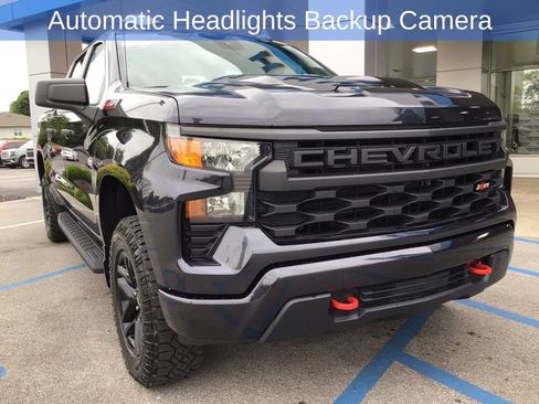 Used 2022 Chevrolet Silverado 1500 Custom Trail Boss AWD/4WD image 3