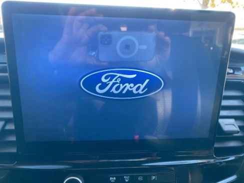 Used 2023 Ford Transit 350 XLT image 30