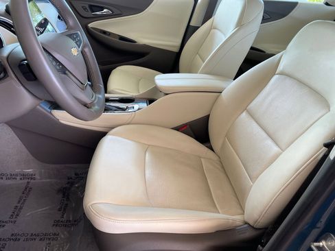 Used 2024 Chevrolet Malibu LT image 27