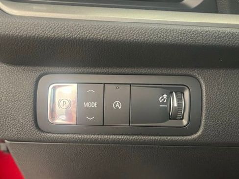 New 2025 Chevrolet Traverse LT w/ LPO, Floor Liner Package image 12