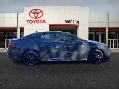 Certified 2025 Toyota Camry SE image 6