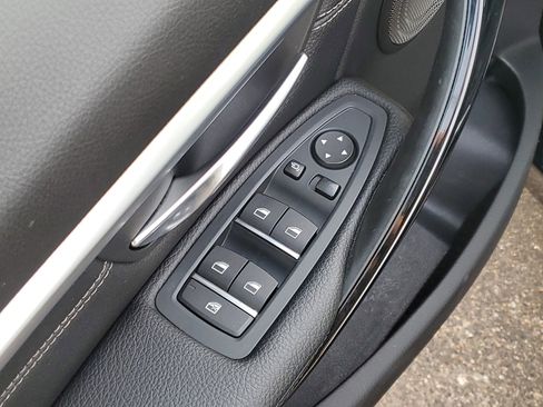 Used 2018 BMW 340i xDrive Sedan image 6