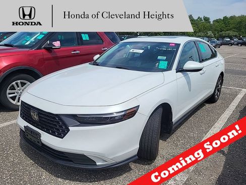 Used 2023 Honda Accord EX image 1