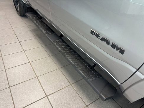 Used 2025 RAM 1500 Big Horn AWD/4WD image 11