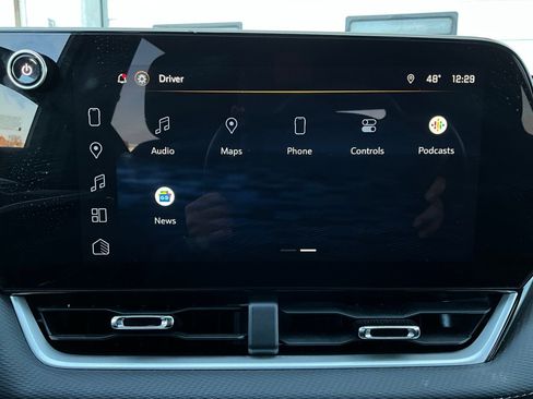 Used 2025 Chevrolet Equinox LT image 28