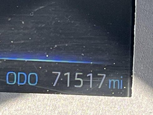 Used 2023 Toyota Corolla LE image 33