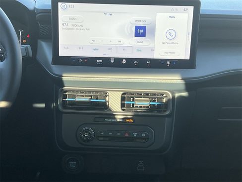 New 2026 Ford Maverick Lobo image 3