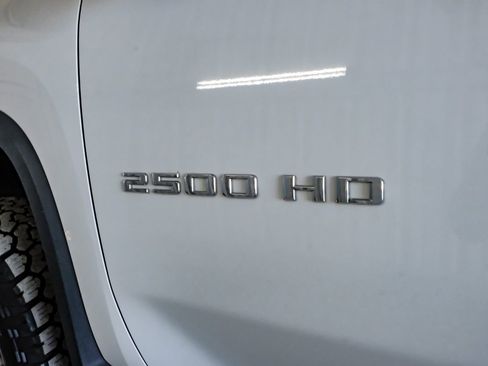 Used 2022 Chevrolet Silverado 2500 LTZ w/ Safety Package image 55