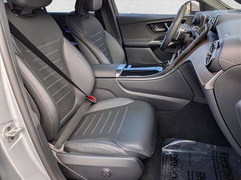 Certified 2025 Mercedes-Benz GLC 300 4MATIC image 22