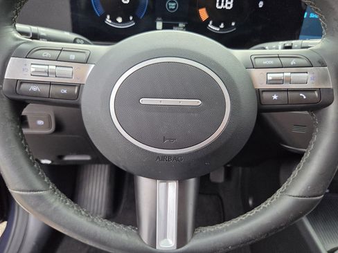 Used 2024 Hyundai Kona SEL FWD image 31