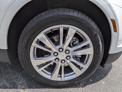Certified 2024 Cadillac XT5 Premium Luxury w/ Technology Package FWD image 12